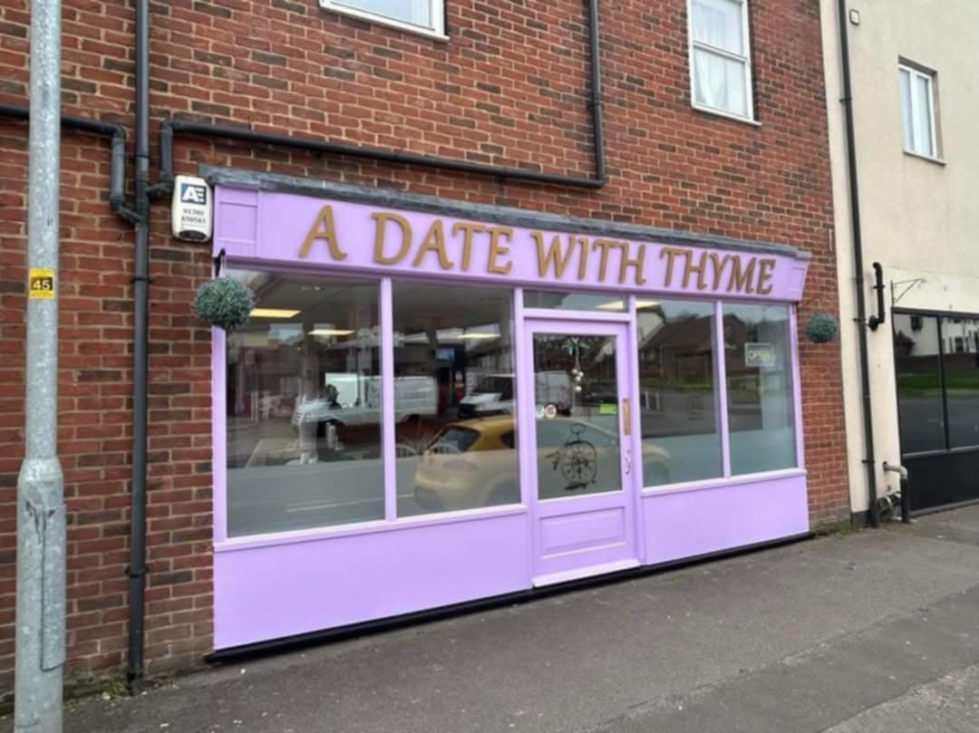 The Quaint Little Café