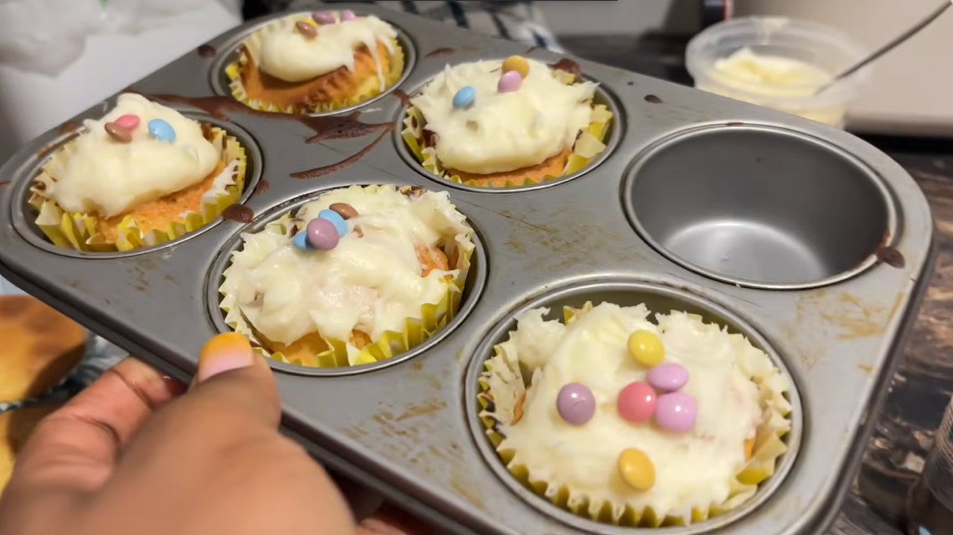 Birthday Vanilla Cupcakes